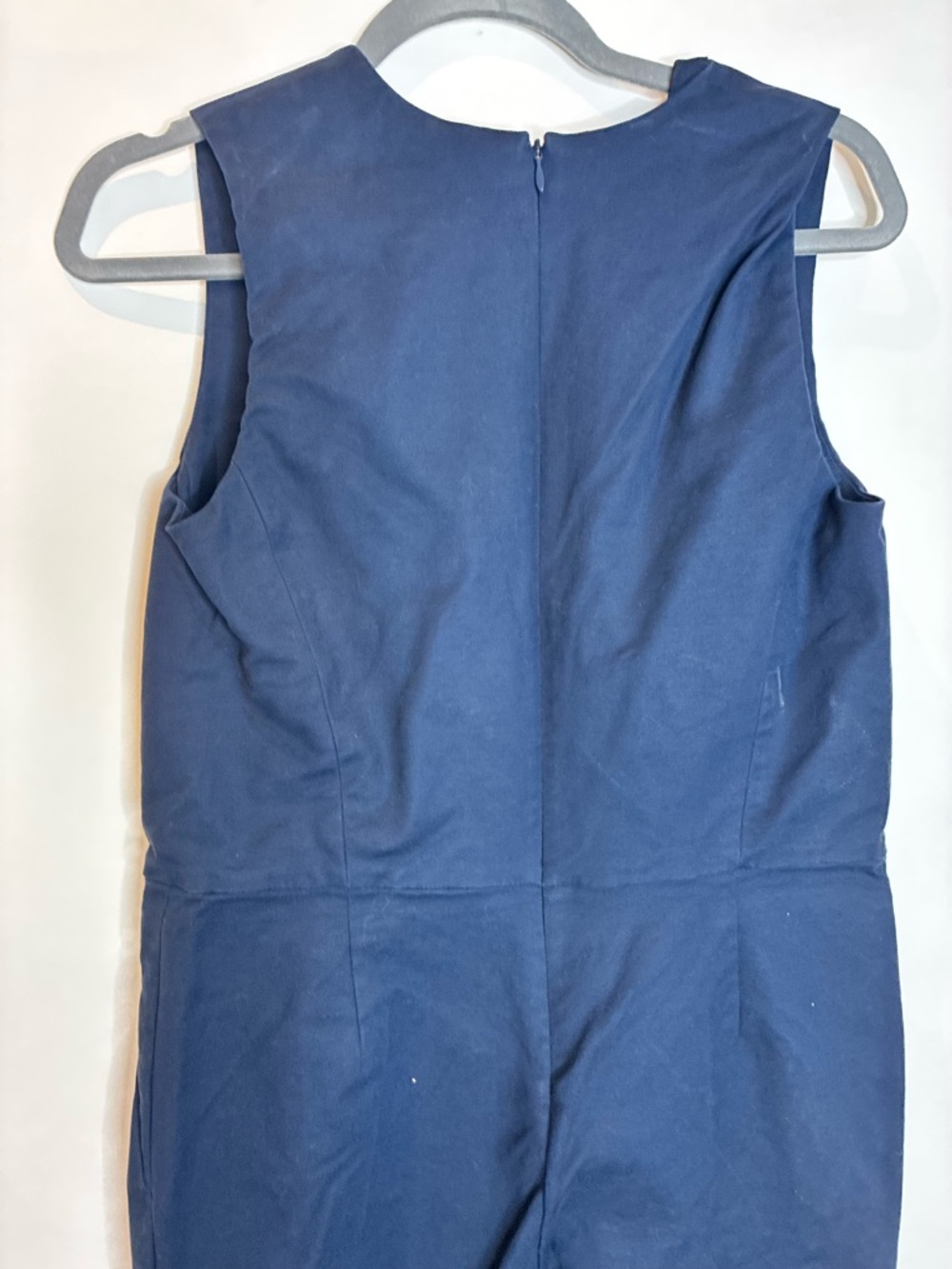 Everlane | Navy Structured Cotton Jumpsuit Sleeveless V-Neck Slim Fit Size 4 - Picture 5 of 6